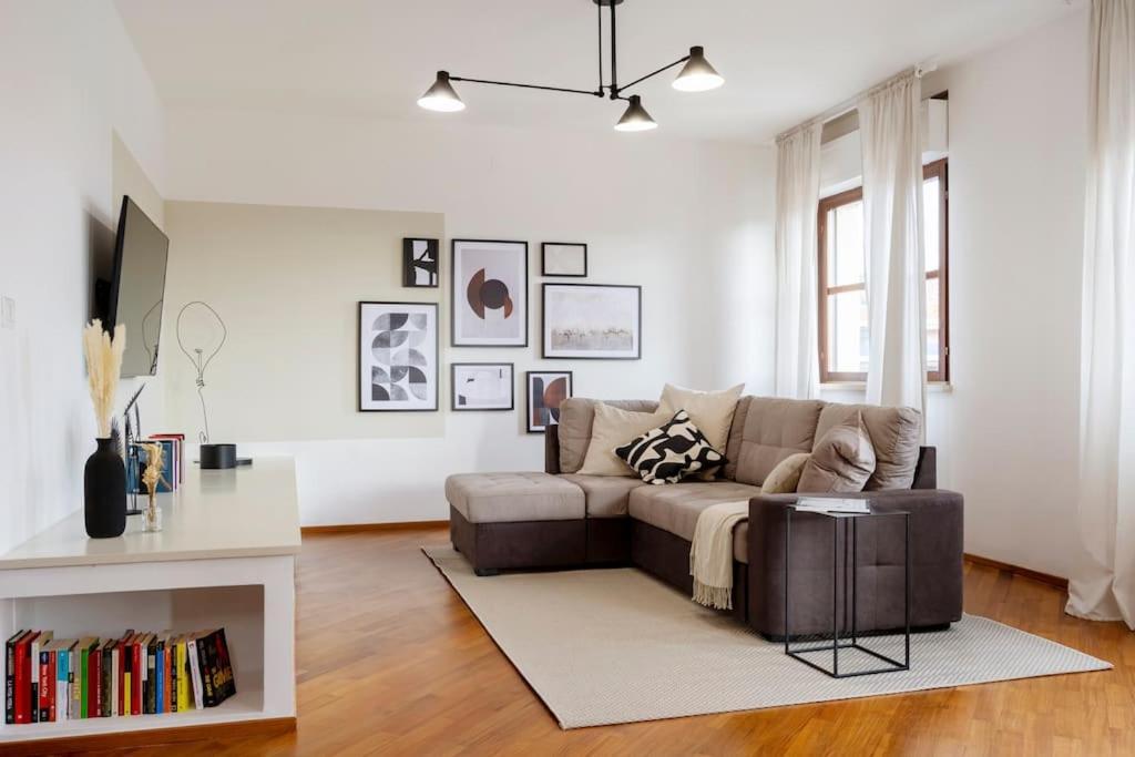 Apartamento Exclusive Penthouse With 60 M2 Panoramic Terrace Perugia Exterior foto